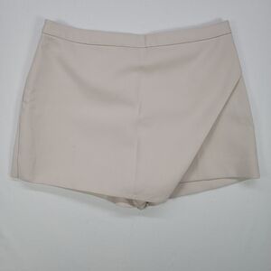 Babaton Light Beige Skorts Size 2